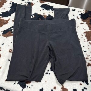 Sleek Black Women's Leggings